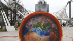 Светът върви към по-добро, но с важно условие