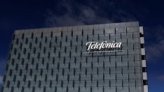Telefonica се сблъсква със спад на основната си печалба