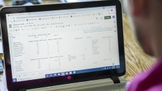 Кой е по-добър – финансовите анализатори или изкуственият интелект?