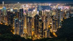 Търговските наеми и имоти в Хонконг ще продължават да поевтиняват