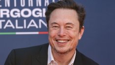 Как Мъск омайва акционерите, за да гласуват в полза на възнаграждението му?