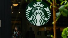 Резултатите на Starbucks се разминаха с очакванията след слабо представяне в САЩ