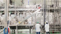 Производствената активност в САЩ се свива за първи път тази година