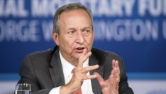 Лари Съмърс: Американската политика поема в безразсъдна, националистическа посока