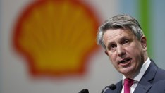 Shell отчете печалба с 1 млрд. долара под оценките на анализаторите