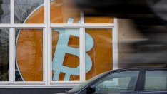 Акции, облигации, злато носят по-добра доходност от биткойна това тримесечие