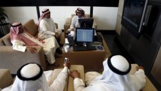 Саудитската икономика показва задълбочаващи се признаци на изтощение