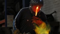 Бизнес климатът в България се подобрява трети пореден месец