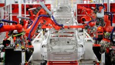 Автомобилни и телекомуникационни компании са водещи инвеститори в ЦИЕ