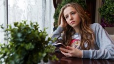 Роумингът в ЕС може да отпадне още през лятото