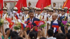 Си Дзинпин посрещна Владимир Путин с призиви за мир в Близкия изток