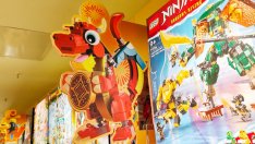 Lego надигра отслабващия пазар на играчки