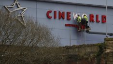 С придобиване кино веригата Cineworld се опълчва на онлайн конкуренцията
