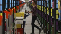 Испанските служители на Amazon започнаха двудневна стачка