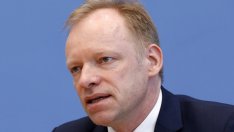 Клеменс Фюст: Блокирането на Великобритания е символично