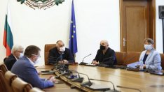 Борисов: Ще осигурим всички видове ваксини, които предлага ЕК