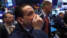 Dow се понижи с 1000 пункта в най-лошата борсова седмица от две години