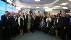 "Единна Русия" печели убедително парламентарните избори в Русия