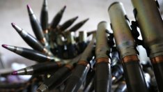 Правителството започва да анализира как да даде военна помощ за Украйна