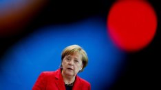 Премерената Меркел смени тона си