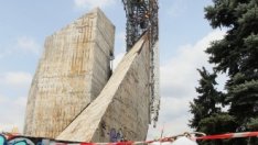 Паметникът пред НДК ще бъде демонтиран частично