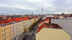 По-високите лихви по ипотеките оскъпяват силно наемите в Германия и Великобритания