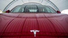 Tesla надмина прогнозите на Wall Street за доставките си