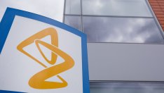 AstraZeneca повиши оценката за годишната си печалба след силни продажби на онколекарства
