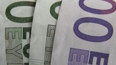 Еврото падна до рекордно ниски равнища срещу швейцарския франк*