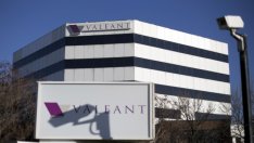 Valeant се опитва да задържи служителите си с нови стимули