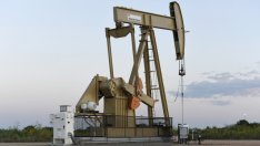 Цената на американския петрол се потопи под 40 долара за барел