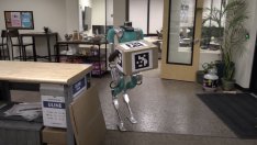 Производителят на хуманоидни роботи Agility показа своята фабрика