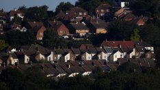 Наемите на жилища във Великобритания са поскъпнали с рекорден темп през август