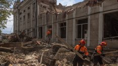 Зеленски уволни началника на украинските тайни служби