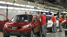 Съдбата на завода в Съндърланд предизвиква колосален скандал на Острова