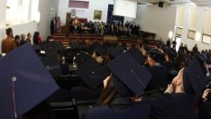 Завършилите ВУЗФ студенти са в топ 3 на най-високоплатените икономически специалисти у нас