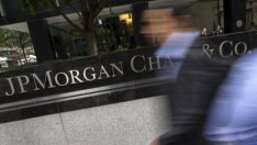 Спад на сделките заради войната в Украйна удари печалбата на JPMorgan