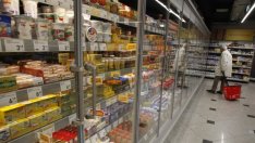 Оборотите в търговията на дребно леко се свиват през юни