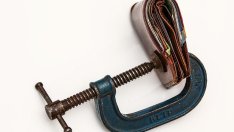 Губещите държавни предприятия нарастват до 62 през 2015 г.