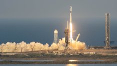 Листването на SpaceX привлича залози от инвеститори на дребно за над 100 млрд. долара