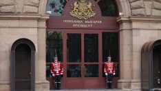 Президентът връчва втория мандат в понеделник