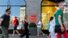 Инфлацията в еврозоната се ускори до целта на ЕЦБ през юни