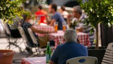 Собственици на заведения видяха лобизъм в полза на банките в Бюджет 2023