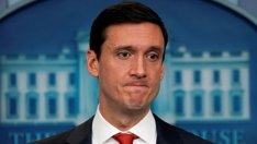 Съветникът на Доналд Тръмп по вътрешната сигурност Том Босърт подаде оставка