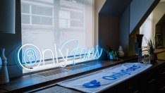 OnlyFans достига оценка над 3 млрд. долара в преговори за продажба на дял