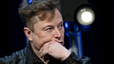 Tesla увеличи с 34 млрд. долара преднината на Илон Мъск като най-богат човек в света