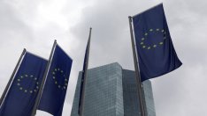 ЕЦБ запази лихвите и увеличи обхвата и срока на програмата за спешни покупки