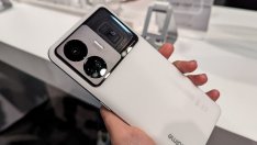 Realme представи смартфон, който се зарежда от 0 до 100% за 9 минути и половина