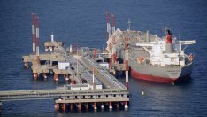 Тайната петролна флотилия увеличава рисковете от инциденти