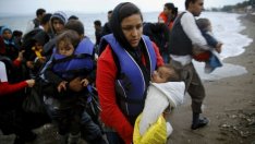 Гърция готви спешен план за справяне със засилена бежанска вълна от Турция